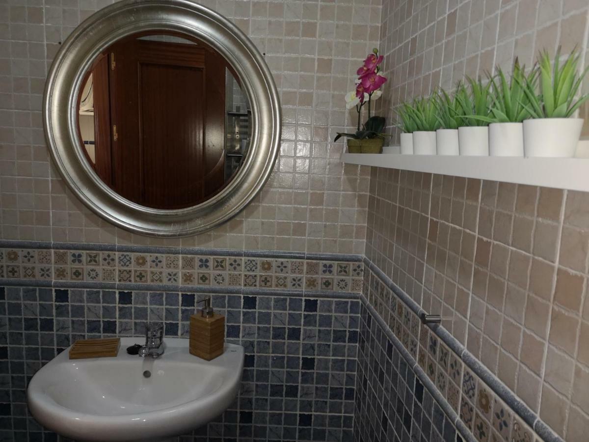 Apartamento Gigantes Málaga Exterior foto